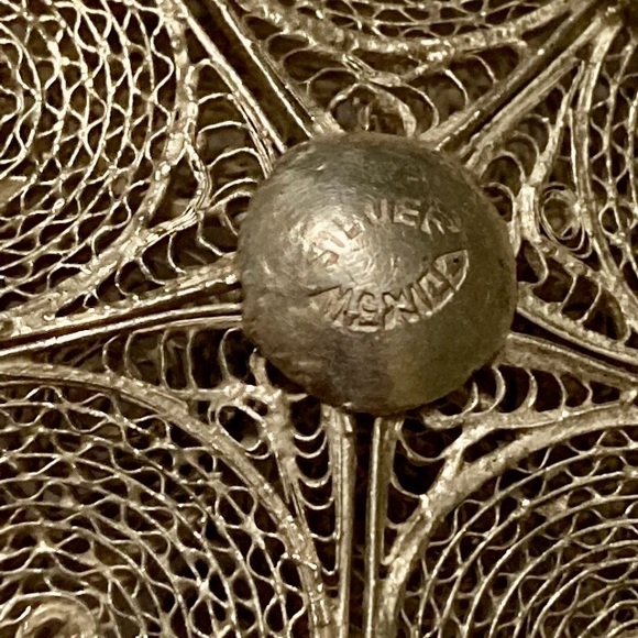 MEXICO  Sterling Silver - Vintage Filigree Flower Motif Brooch Pin - Picture 4 of 5